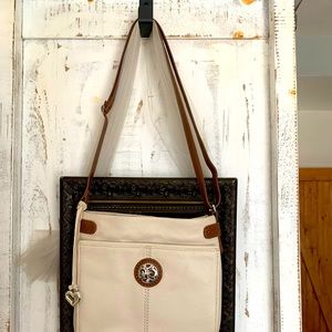 Brighton selena Super Organizer Purse, excellent condition, no stains.